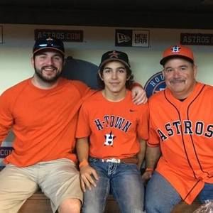 Meet your Posher, Gregory